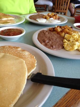 Tito's Restaurant Y Cantina